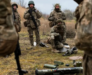 Защо руснаците надвиват украинците в Донбас?