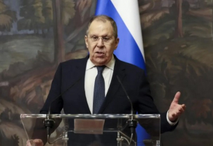 Лавров: Ексхумацията на телата на съветски войници в Лвов показва дивашката деградация на Киев