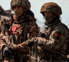 Войници от специалните части на ДНР унищожават американска бронирана техника