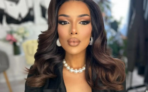 Диона се нахвърли на хейтърите си