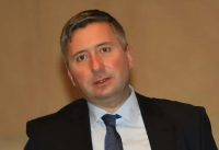 Социологически еквилибристики: как „Маркет линкс“ обслужи партиите на олигархията