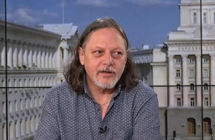 Главен редактор на вестник към Алгафари: Спра ли да пиша за теб, си никой!