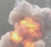 Украински войници се издигнаха на височина 20-25 м. след мощна експлозия на БМП-2