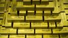 Поскъпването на златото се подкрепя от централните банки по света, според анализатори