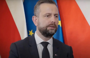 Полският министър на отбраната за Украйна: Поляците са уморени, европейците са уморени, светът е уморен
