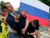 Шамарът на Макрон от съпругата му все още звучи: Защо френският президент беше наказан от „ръката на Кремъл“