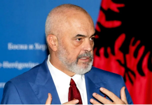 В Тирана отчетоха голяма изборна победа за партията на албанския премиер Еди Рама