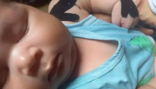 Лекарите в шок: Естествено раждане на 6,5 кг. бебе гигант завърши със...