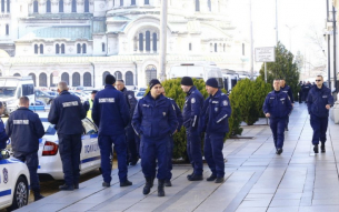 Без бодикамери и промяна в заплатите: Приеха промените в закона за МВР