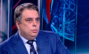 Асен Василев: Още в понеделник ще...