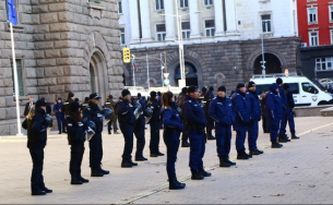 Политолог предупреди за протести: Дойде сметката за 4 години политическа криза