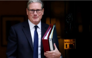 The Times: Британски министри роптаят срещу премиера Стармър - постоянно бил в чужбина