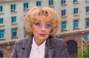 Велева скастри Радев: Недостойно е да...Велева скастри Радев: Недостойно е да...