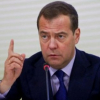 Медведев: Ако Киев се опита да си върне Крим, Русия ще използва &quot;абсолютно всякакви оръжия&quot;