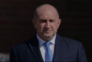 Радев: Няма 100 дни кабинет &quot;Желязков&quot;. Борисов и Пеевски управляват от година