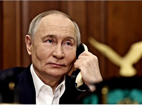 Кой подслушва Путин?