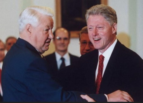 „Монд дипломатик“: Как Западът излъга Русия – от „нито инч на изток“ до експанзията на НАТО