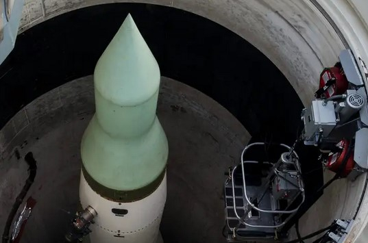 САЩ и Русия: Завръщат ли се ядрените опити